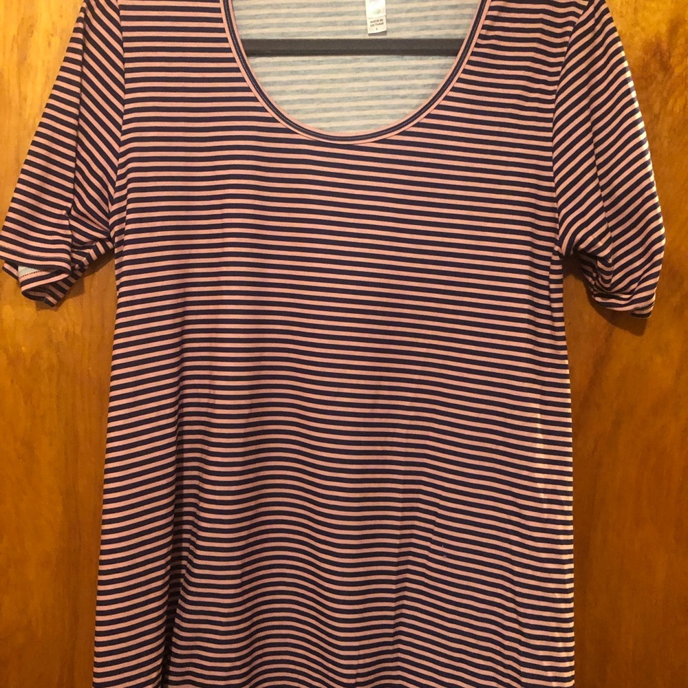Lularoe Perfect T